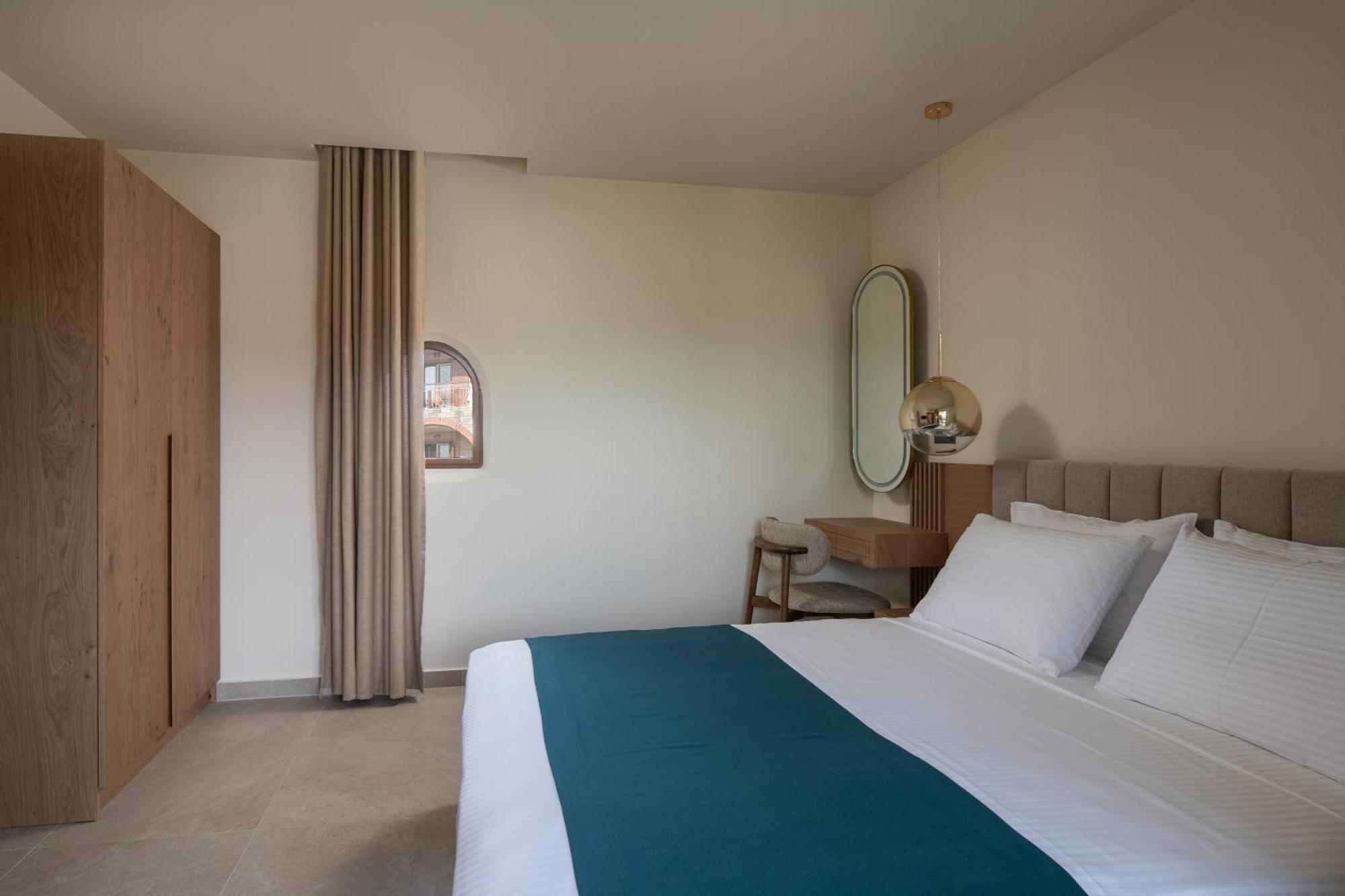 Hotel Pontos Sarti
